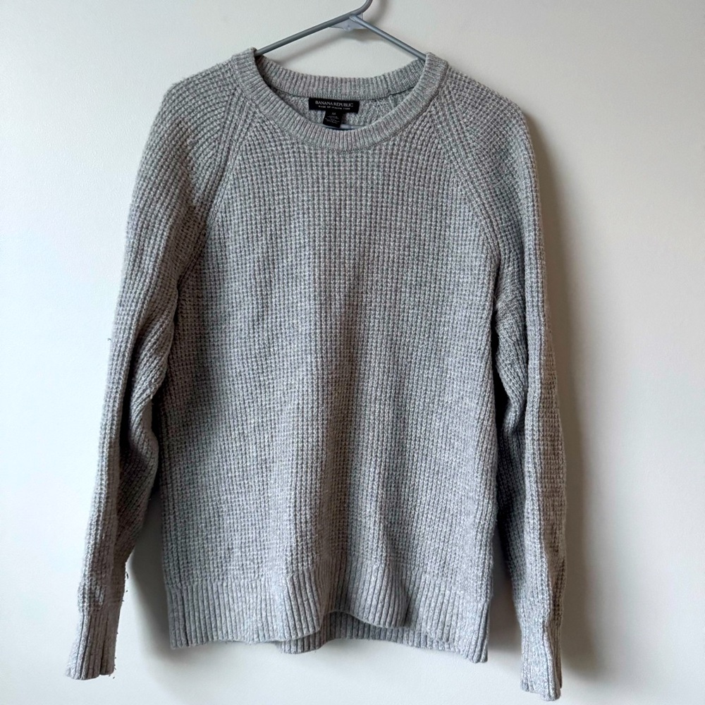 Banana Republic Wool Blend Gray Crewneck Sweater